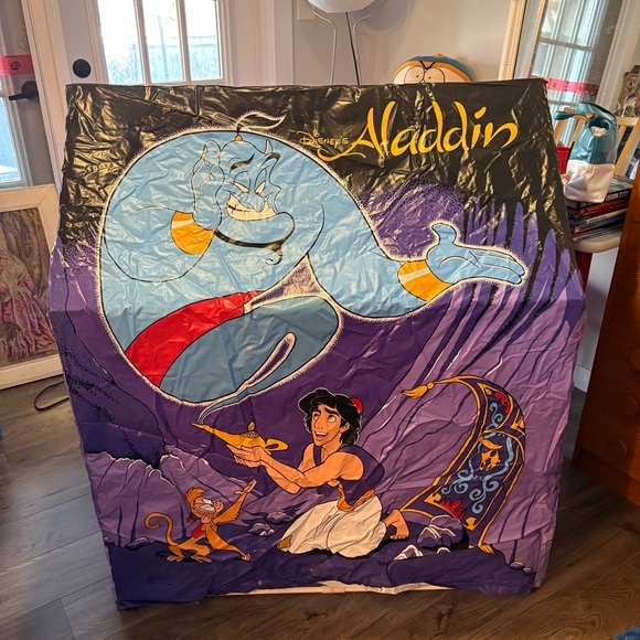 Vintage Disney Aladdin Vinyl play tent fort - Picture 8 of 16